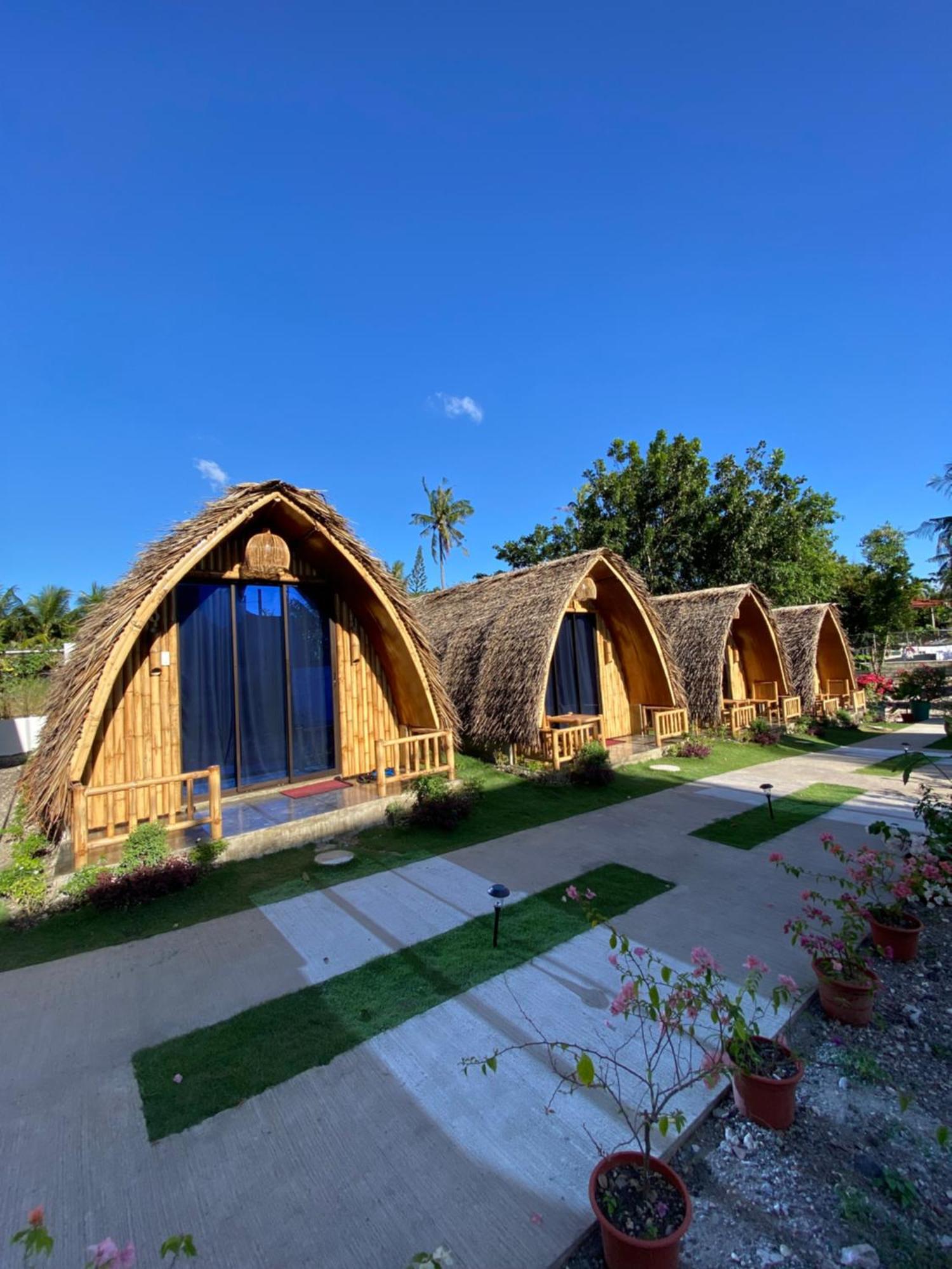 East Holiday Resort Moalboal Eksteriør bilde